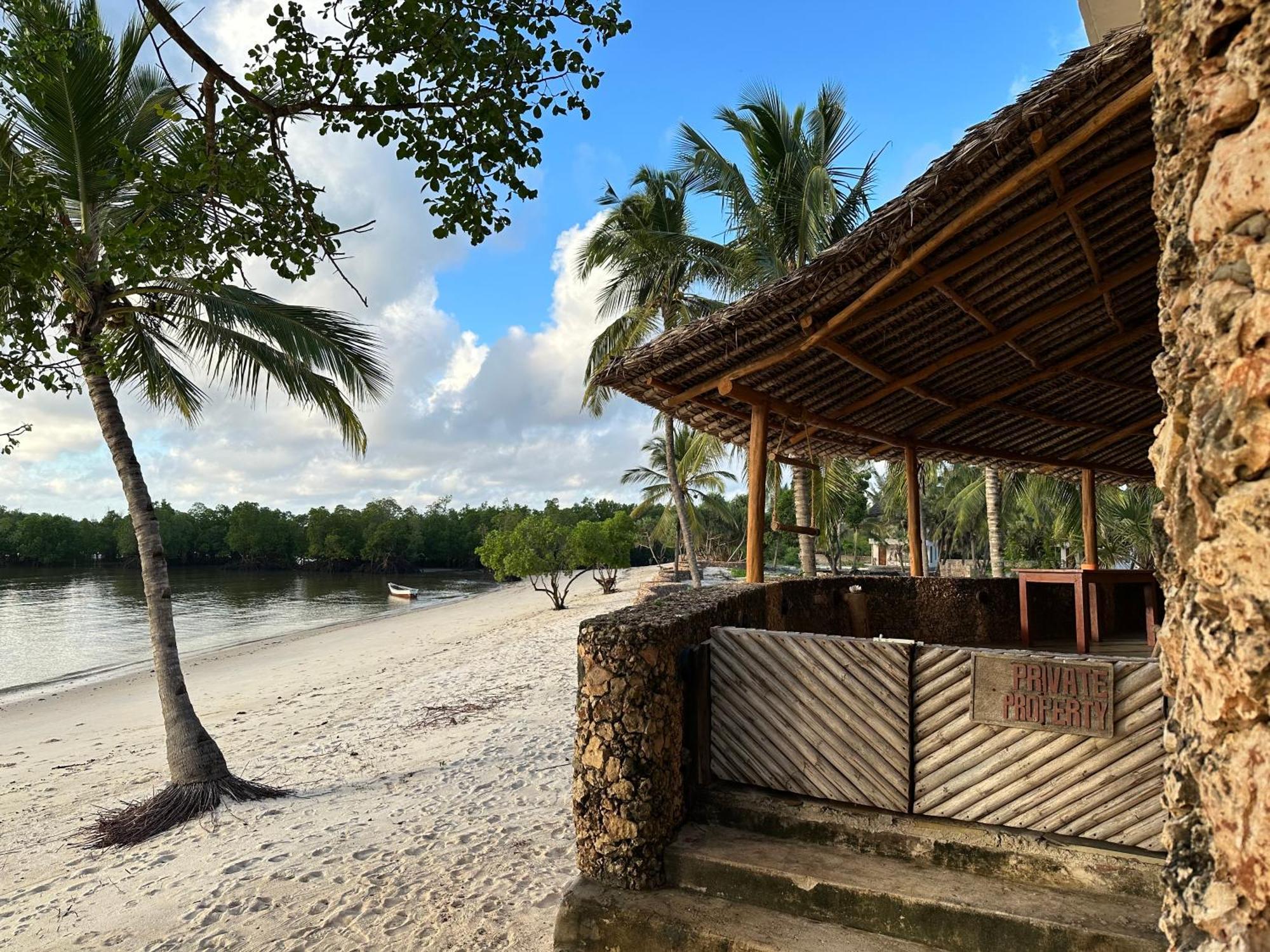 Mwazaro Beach Lodge Shimoni ภายนอก รูปภาพ